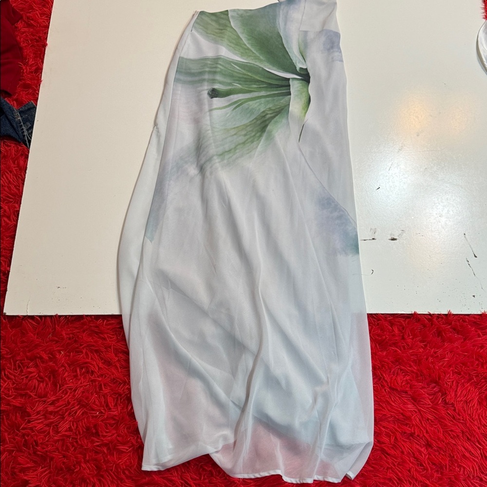 Peppermayo One Shoulder White and Green Dress - Picture 2 of 4